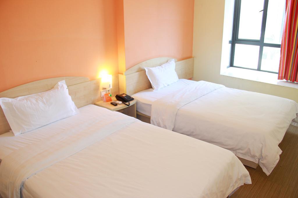 7Days Inn Guangzhou Tianhe Tianpingjia Subway Station Quarto foto
